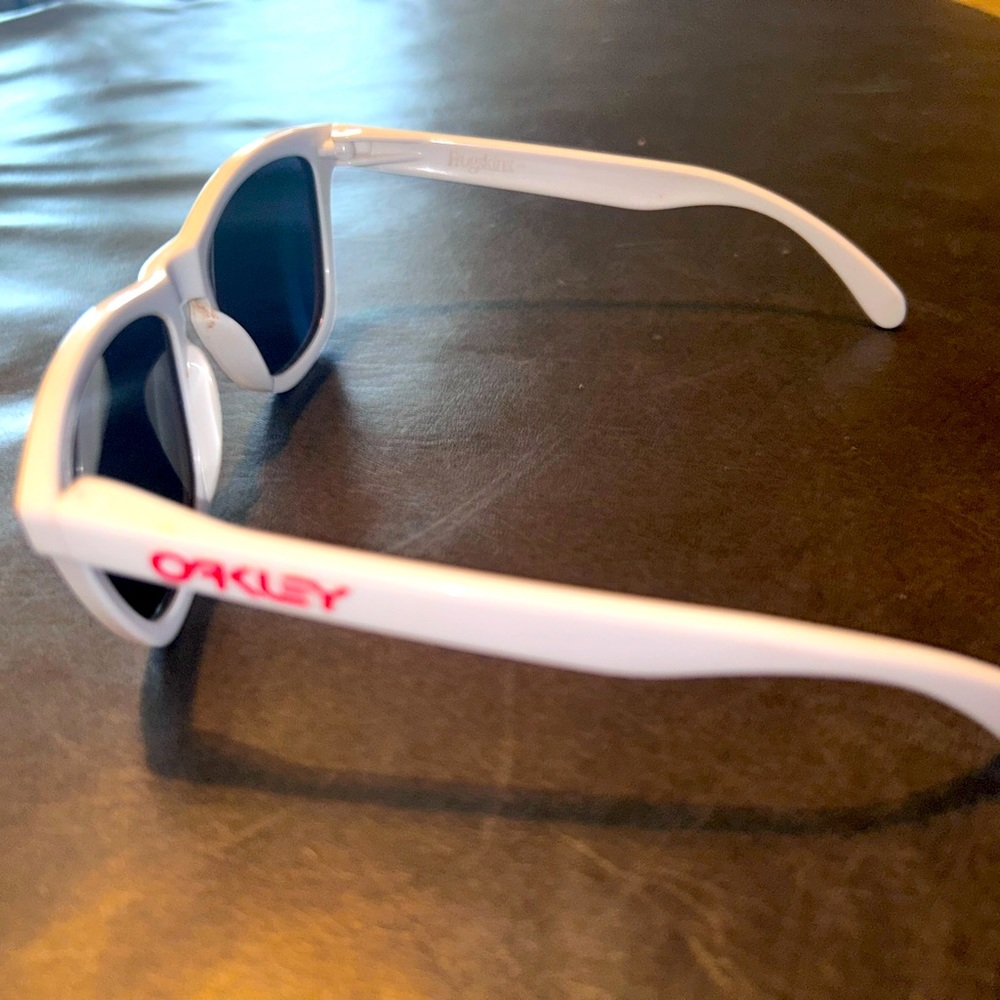 White Oakley FrogSkin unisex sunglasses red lettering  smoke grey lens